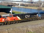 CN ES44AC 2915